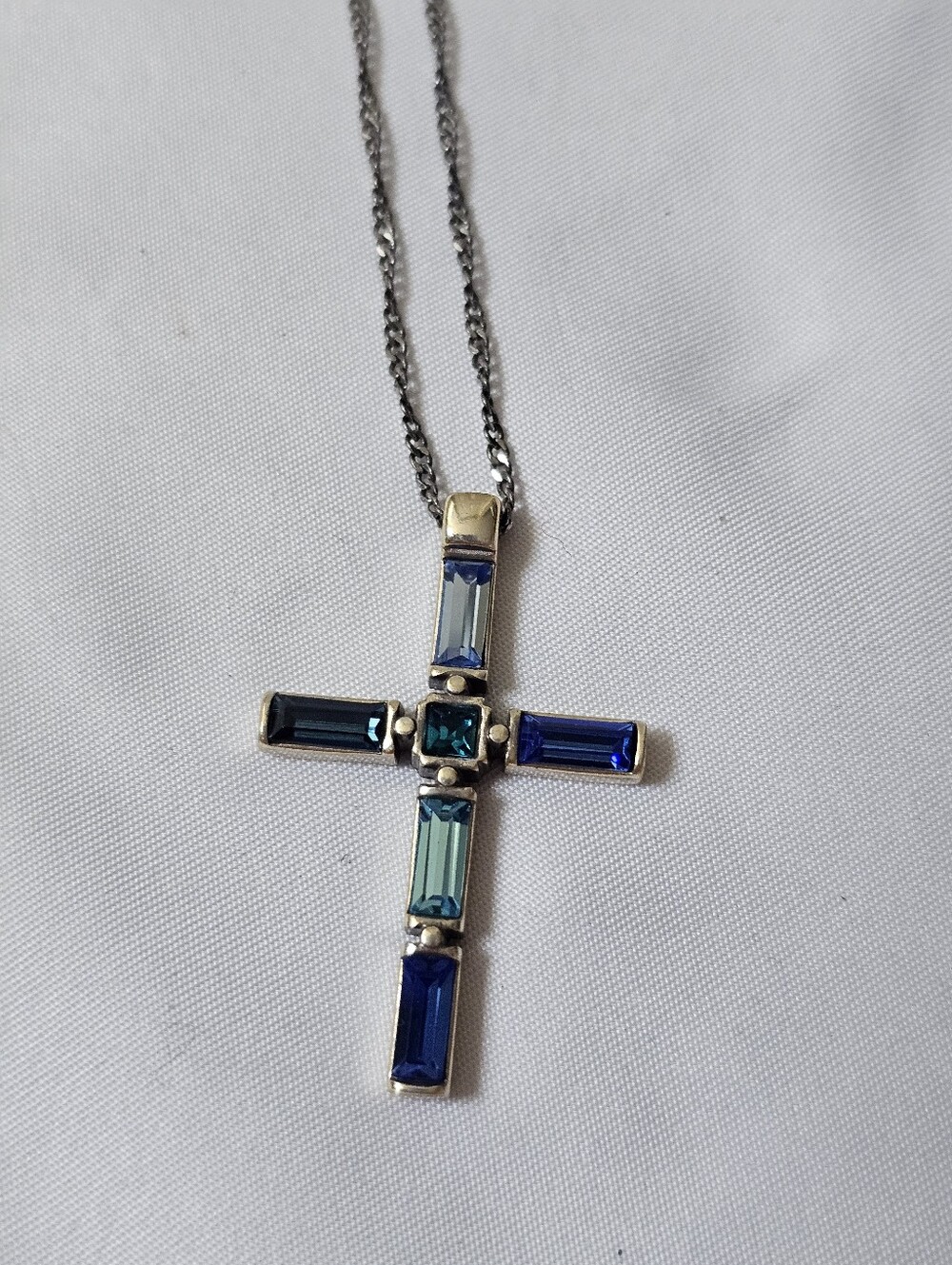 Brighton Spectrum Blue Crystal Cross Necklace Silver Plated Ombre Baguette Retir - Picture 4 of 9